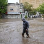 Bahía Blanca necesitará 400 mil millones para reconstruirse y Milei manda 10 mil