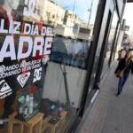 El consumo sigue sin repuntar: las ventas por el Día del Padre cayeron 1,7%