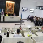 Empieza la negociación contra reloj para el cierre de las listas