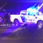 Tras una extensa persecución policial, detuvieron a dos sujetos que se desplazaban en un auto robado